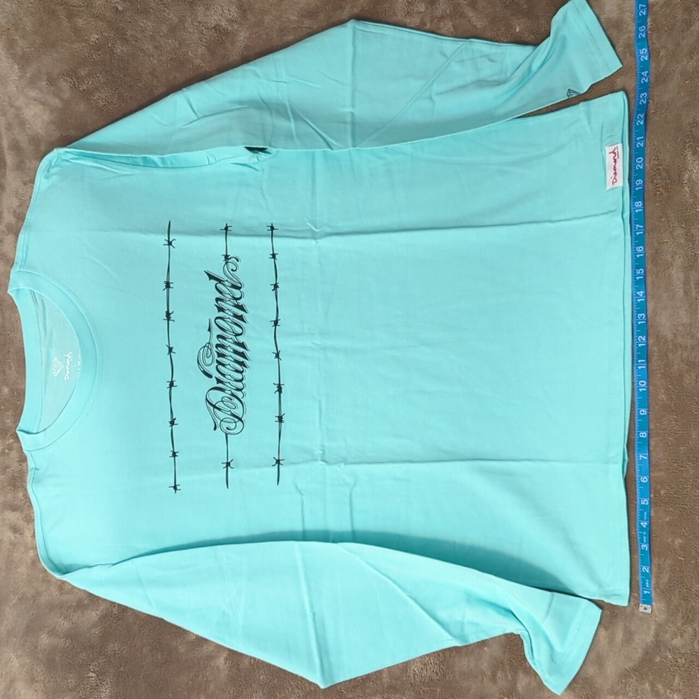 NWT - Diamond - long sleeve T-shirt
